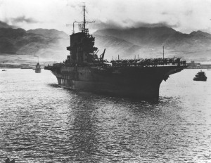 USS_Saratoga_(CV-3)_at_Pearl_Harbor_June_1942